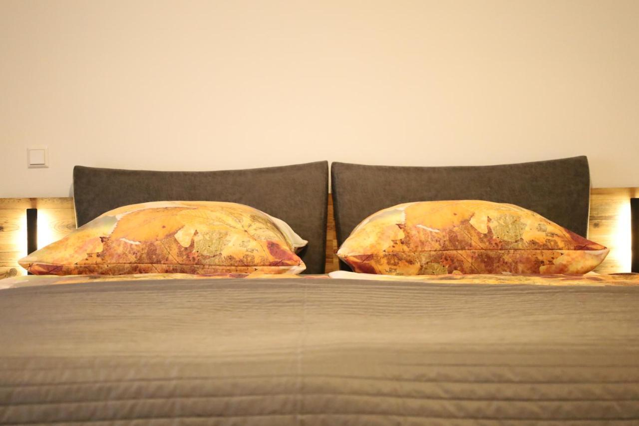 Hohenfels  Ferienwohnung Hippenhof מראה חיצוני תמונה