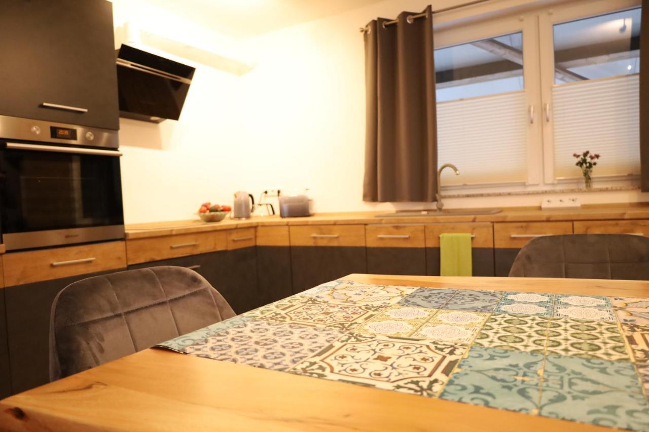 Hohenfels  Ferienwohnung Hippenhof מראה חיצוני תמונה