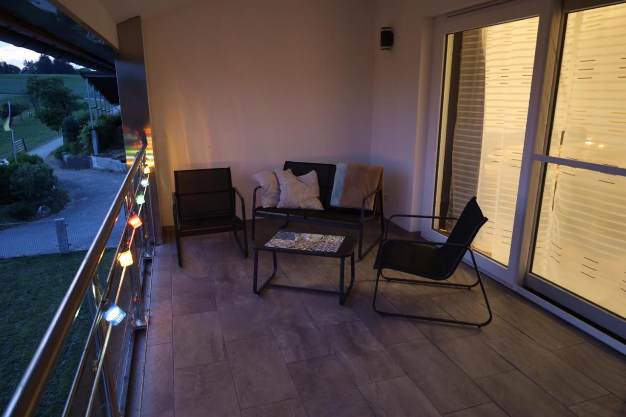 Hohenfels  Ferienwohnung Hippenhof מראה חיצוני תמונה
