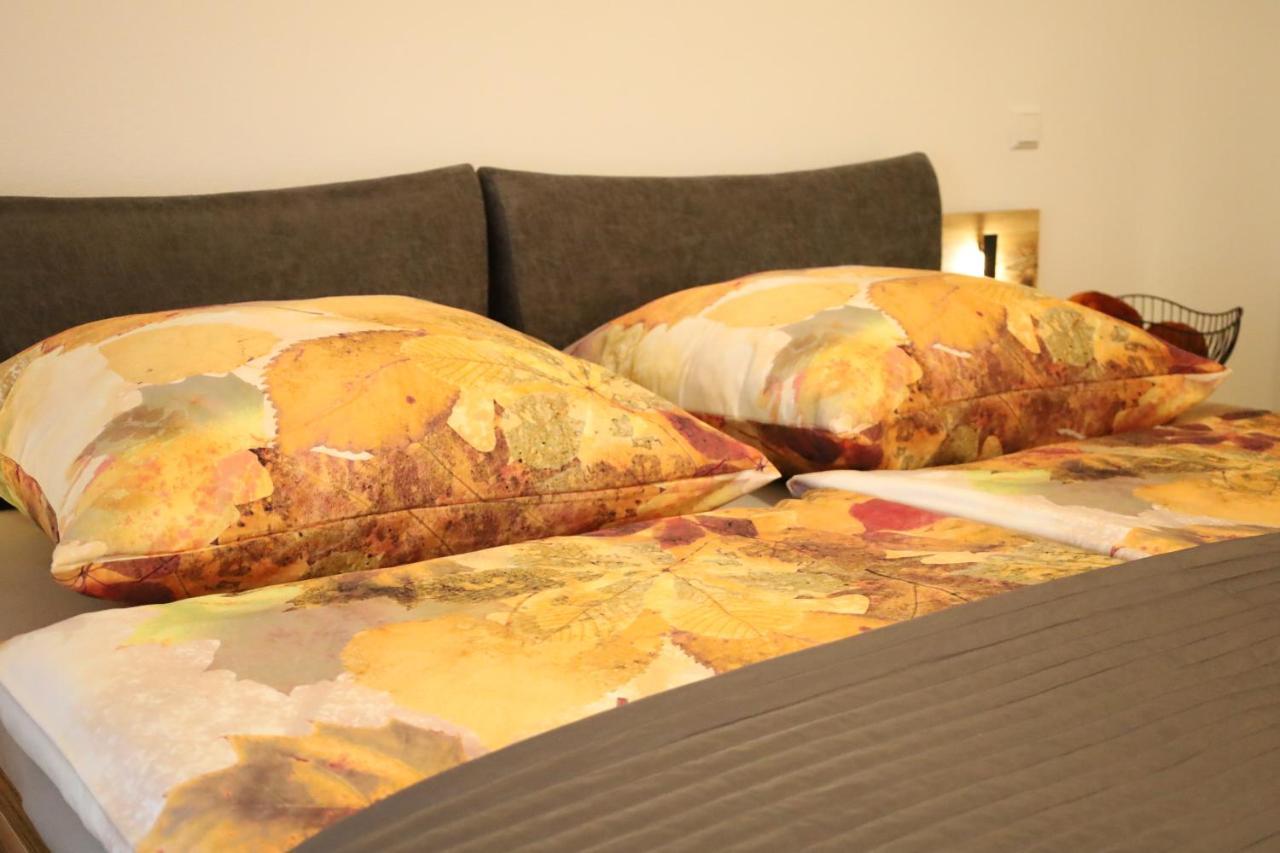 Hohenfels  Ferienwohnung Hippenhof מראה חיצוני תמונה