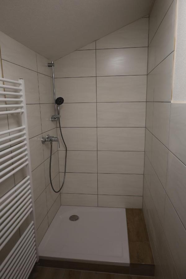 Hohenfels  Ferienwohnung Hippenhof מראה חיצוני תמונה